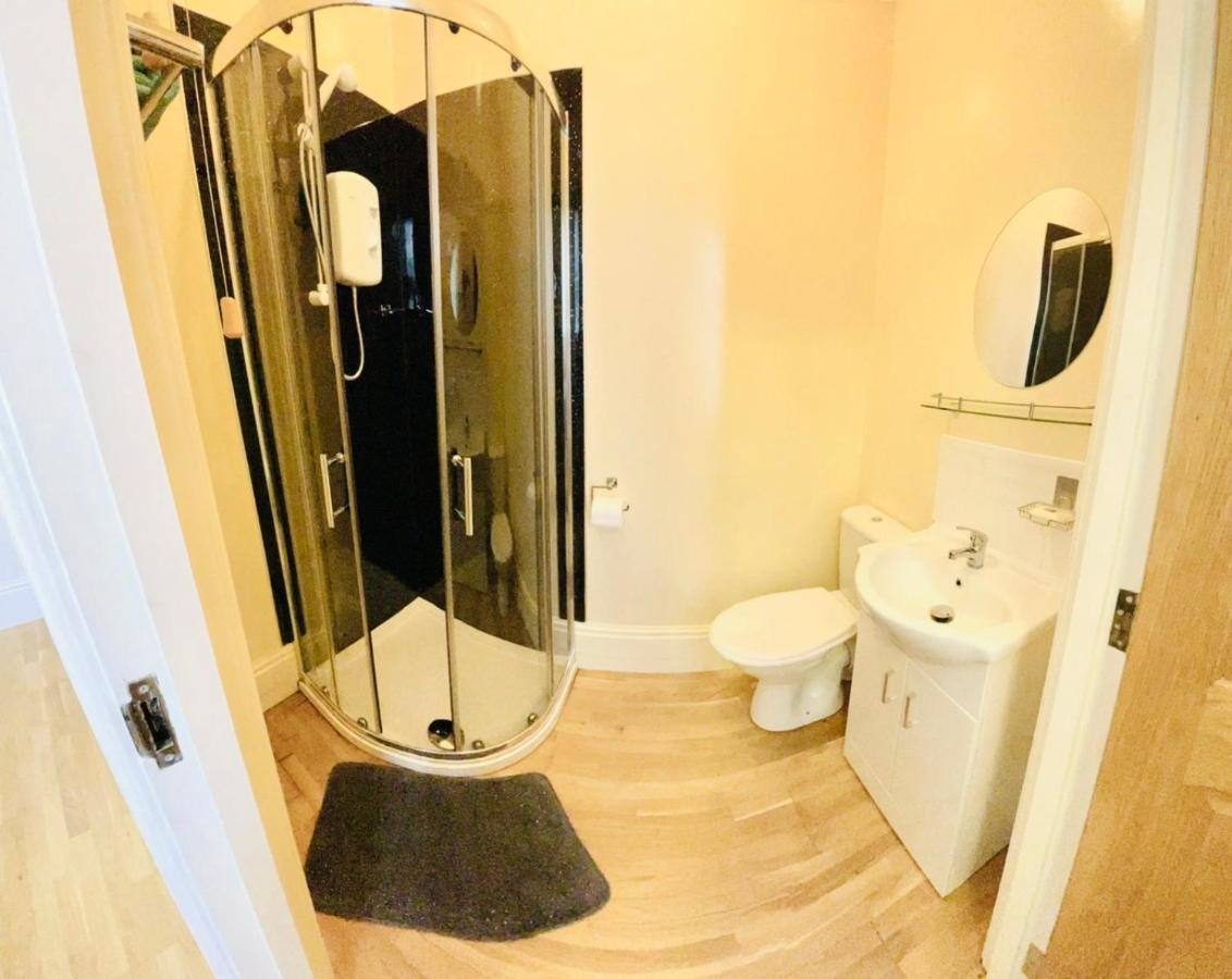 The White Lodge Hotel Hereford Bagian luar foto
